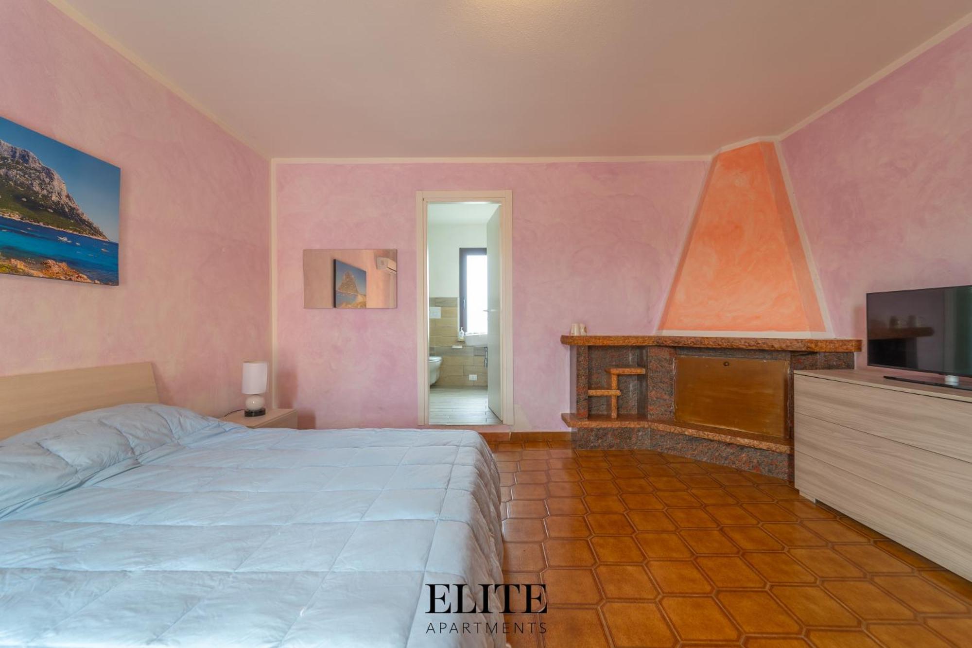 B&B My Home Al Centro Di Olbia Bagian luar foto